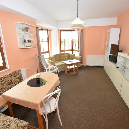 Apartmán Snug In Near Area Jáchymov
